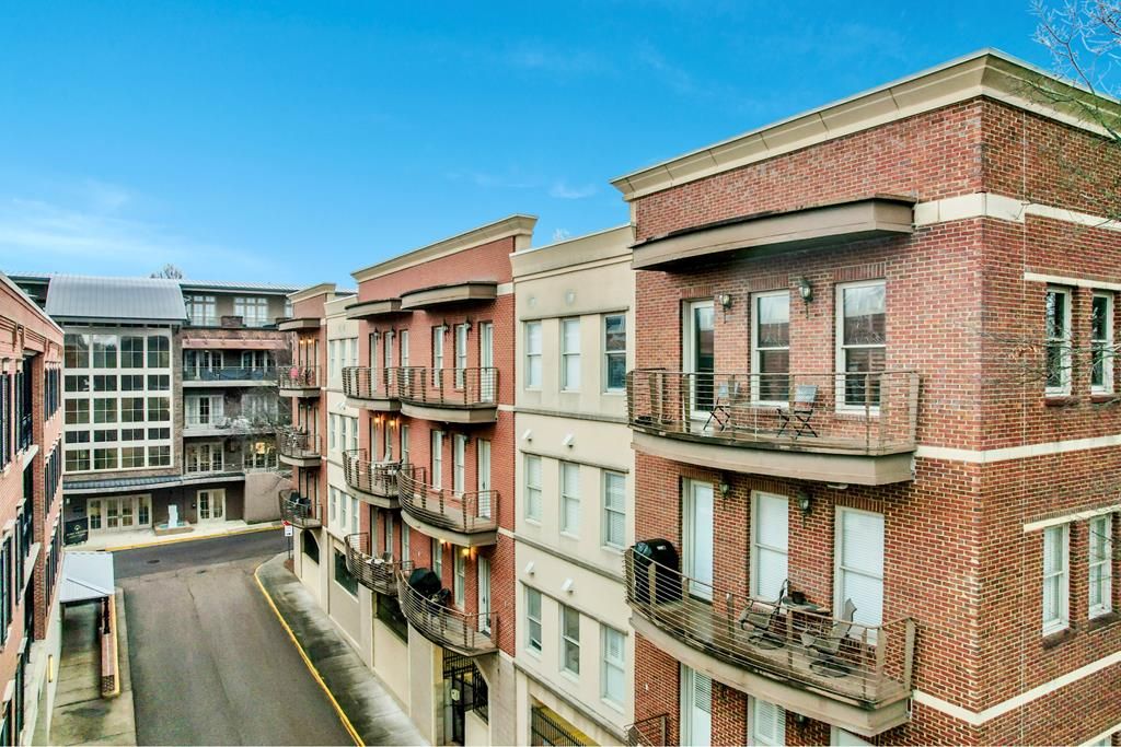 Photo of 1400 Van Buren Ave. #304 Ave, OXFORD, MS 38655 (MLS # 164384)