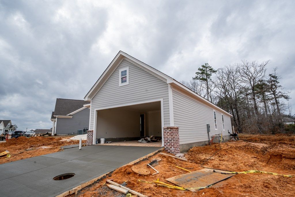 Photo of 915 Georgia Oak Cove, OXFORD, MS 38655 (MLS # 164495)