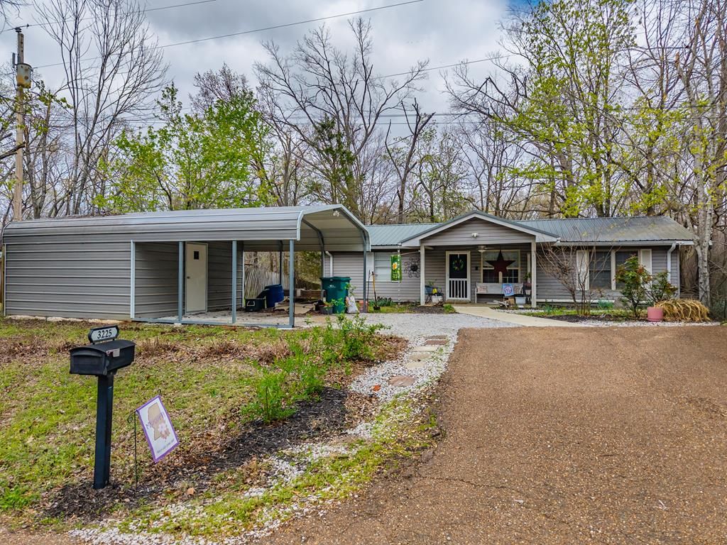 Photo of 3225 County Road 41, OAKLAND, MS 38948 (MLS # 166904)