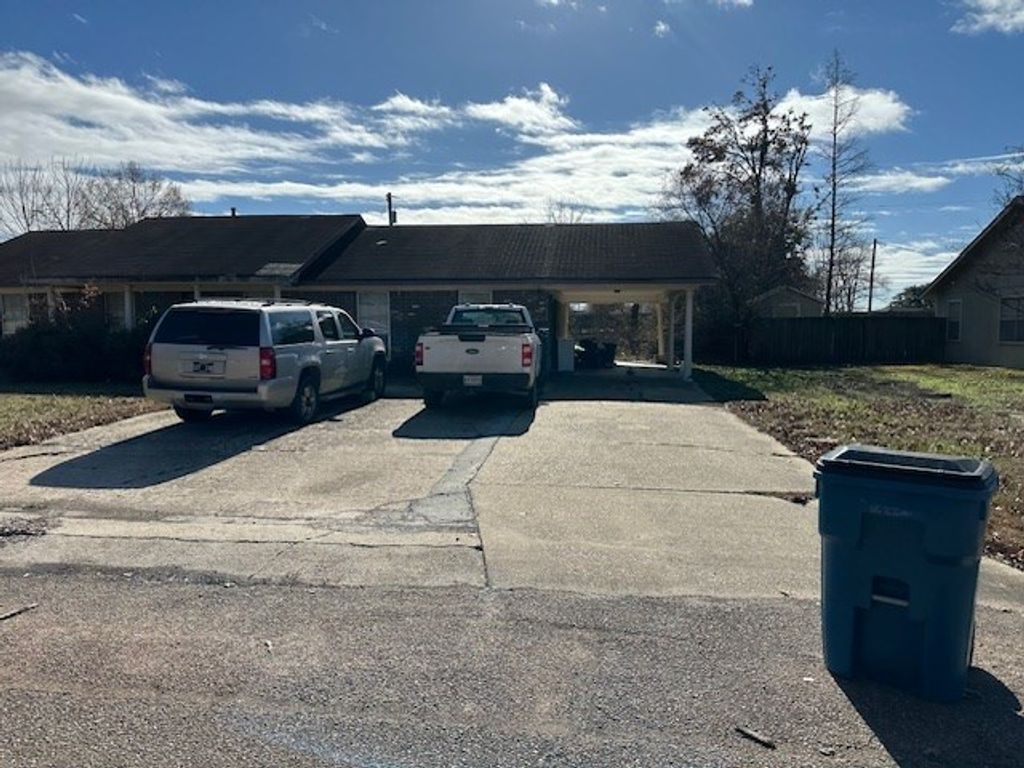 Photo of 1744 Apple Lane, CLARKSDALE, MS 38614 (MLS # 166879)