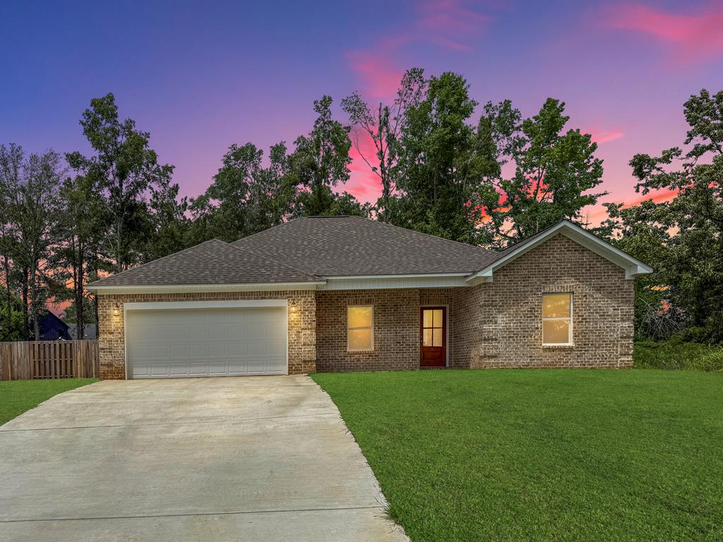 Photo of 242 East Oxford Street, PONTOTOC, MS 38863 (MLS # 167856)