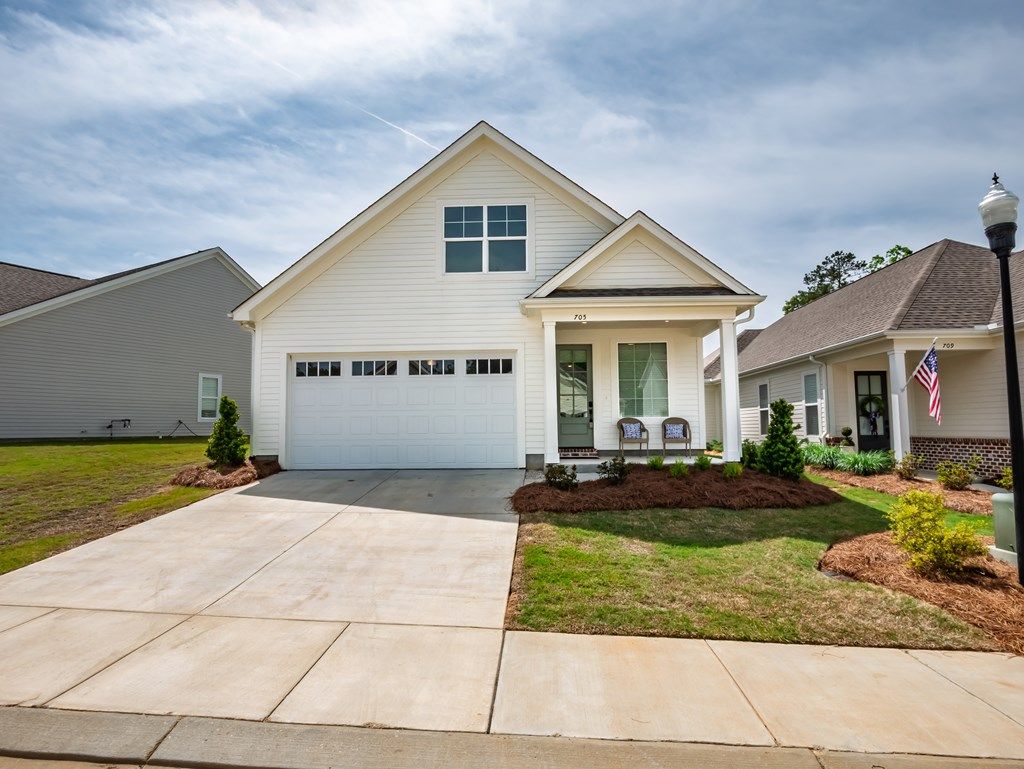 Photo of 705 Turkey Oak Cove, OXFORD, MS 38655 (MLS # 167243)
