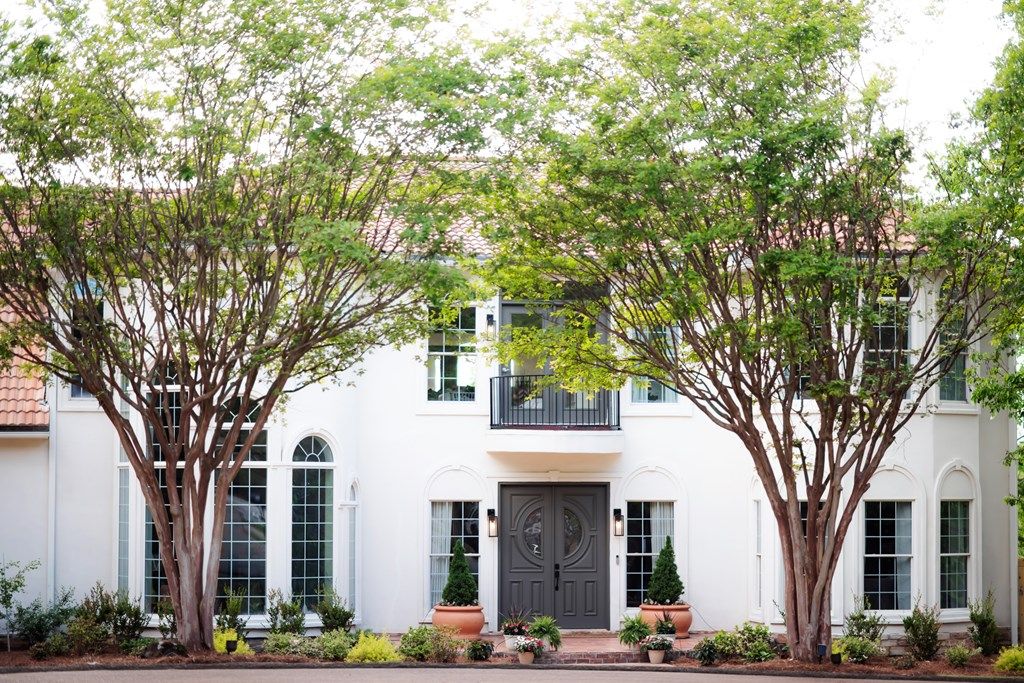 Photo of 5009 Bluff Cove, OXFORD, MS 38655 (MLS # 167183)