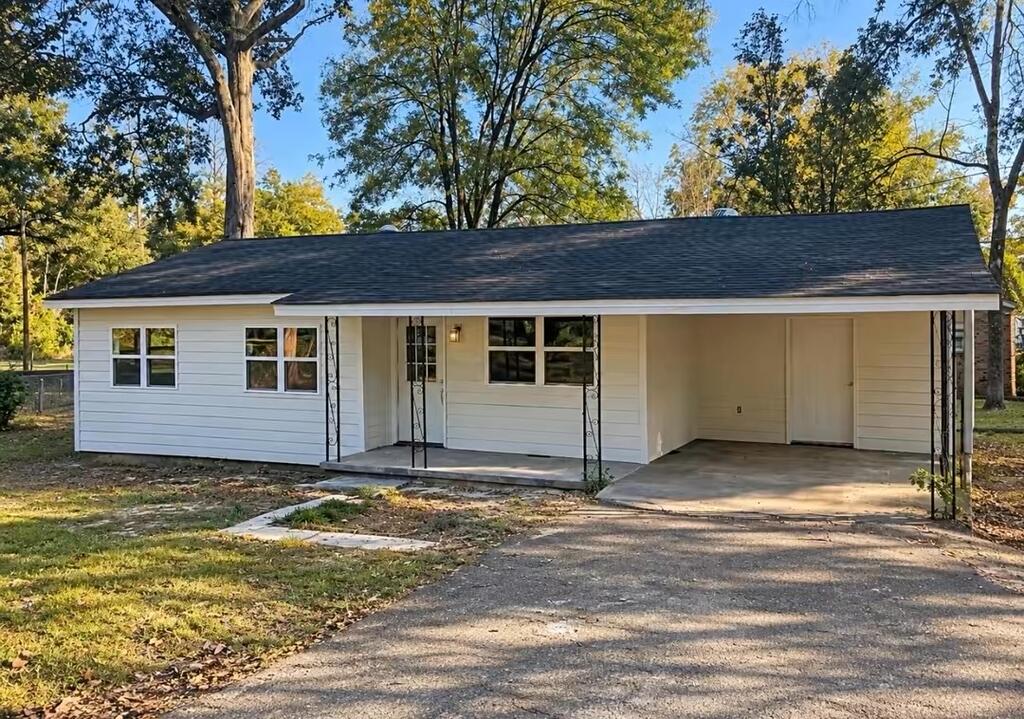 Photo of WATER VALLEY, MS 38965 (MLS # 168680)