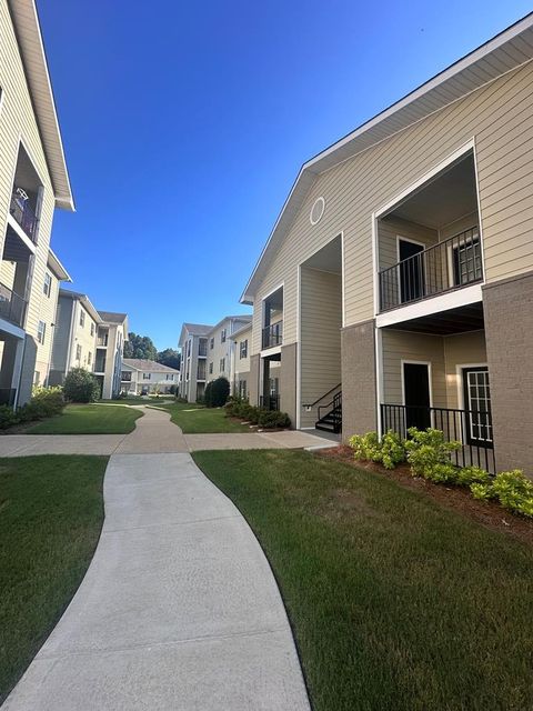Photo of 1101 Molly Barr unit 503, OXFORD, MS 38655 (MLS # 161386)
