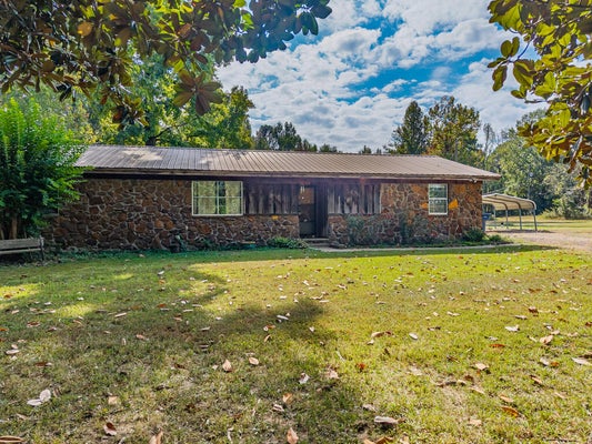 1812 FARRISH GRAVEL RD, BATESVILLE, MS 38606 - Image 1e4d2b703db803ca2e0235d91e6b0938/1698420230