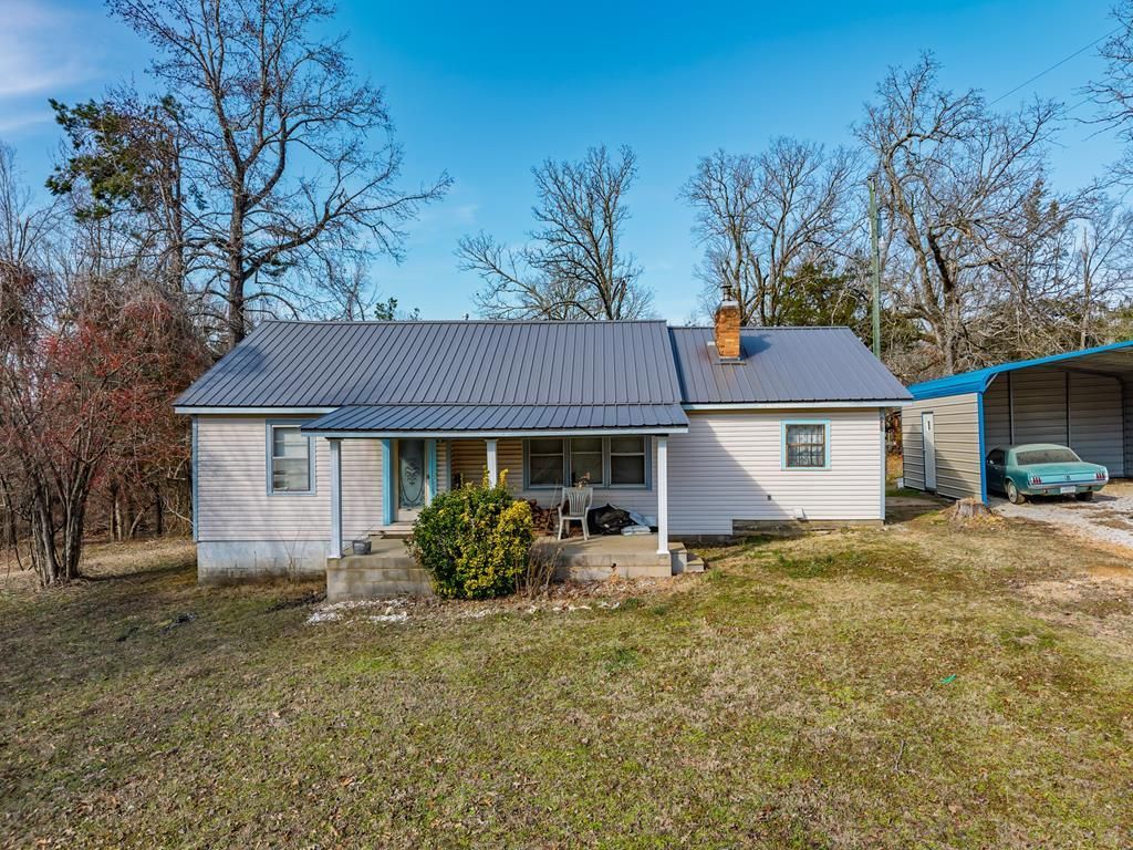 Photo of 701 County Road 50, WATER VALLEY, MS 38965 (MLS # 164599)