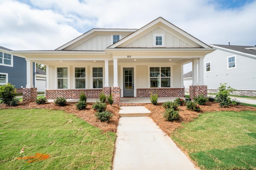 Photo of 1017 Nuttall Oak Drive, OXFORD, MS 38655 (MLS # 166935)