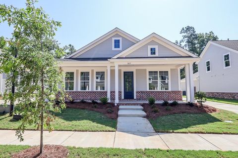 Photo of 1017 Nuttall Oak Drive, OXFORD, MS 38655 (MLS # 166935)