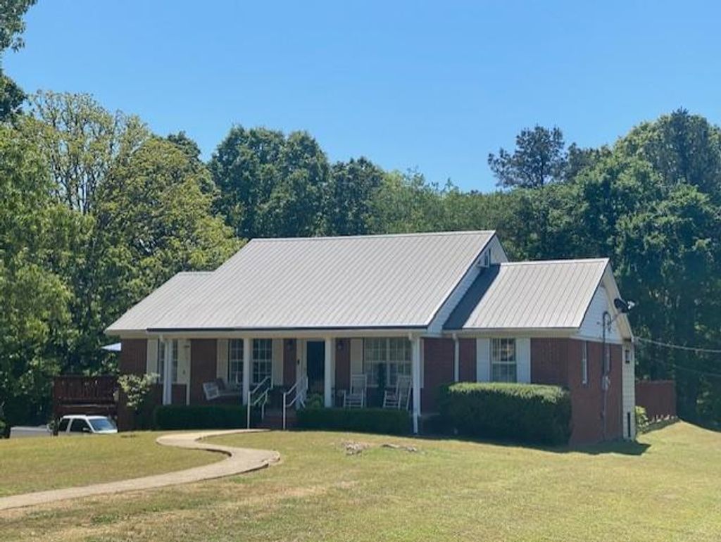 Photo of 2714 Bett Road, COLDWATER, MS 38618 (MLS # 167265)