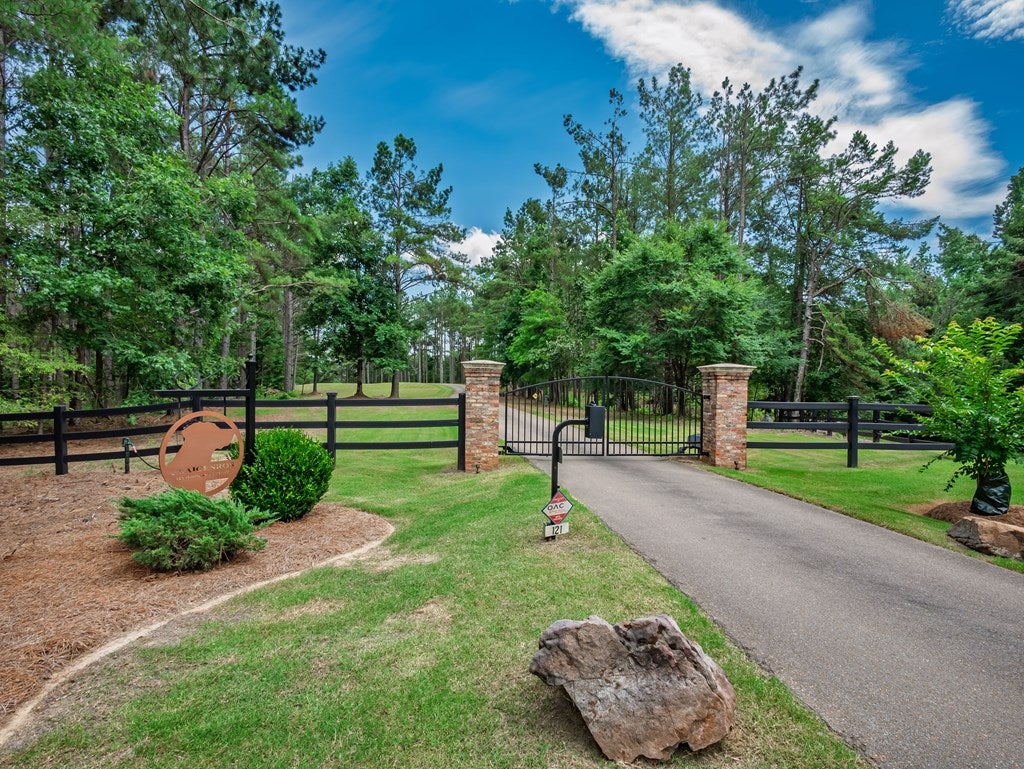 Photo of 121 Highlands DR, OXFORD, MS 38655 (MLS # 167915)