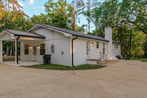 Photo of 716 Prestage Road, OXFORD, MS 38655 (MLS # 167245)