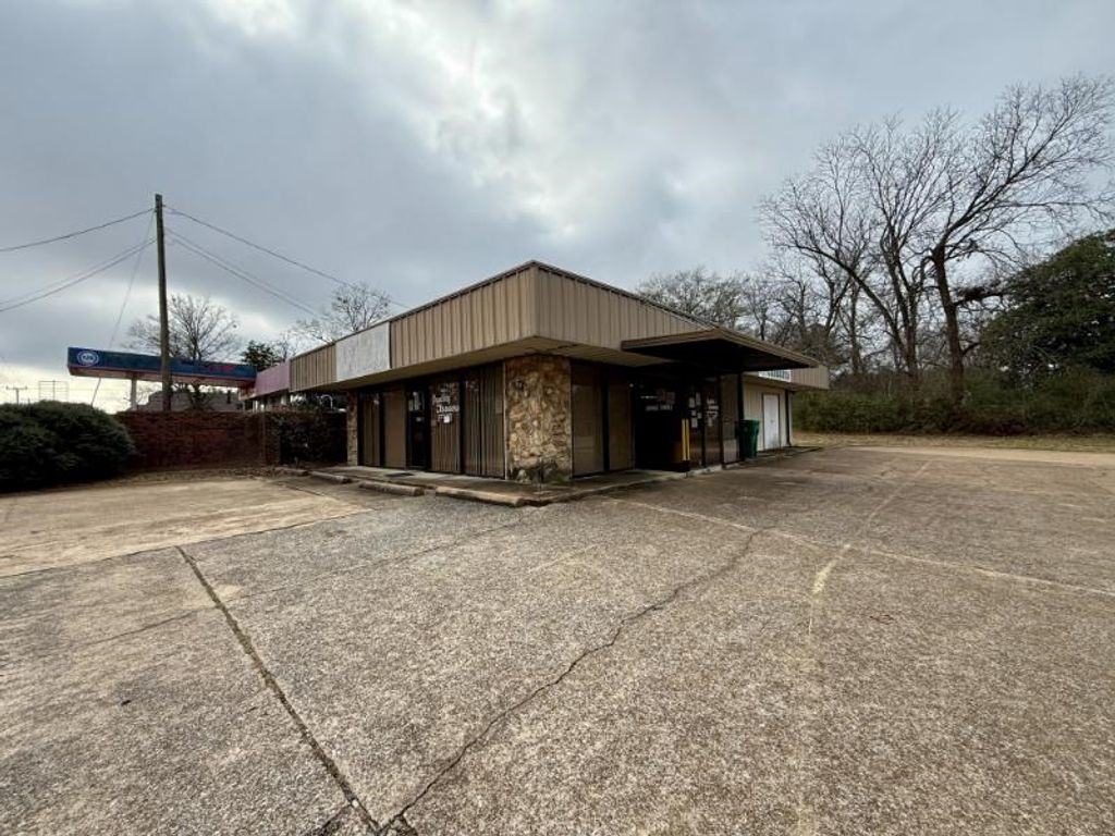 Photo of 103 South 4th St. (Prentiss County), BALDWYN, MS 38824 (MLS # 164618)