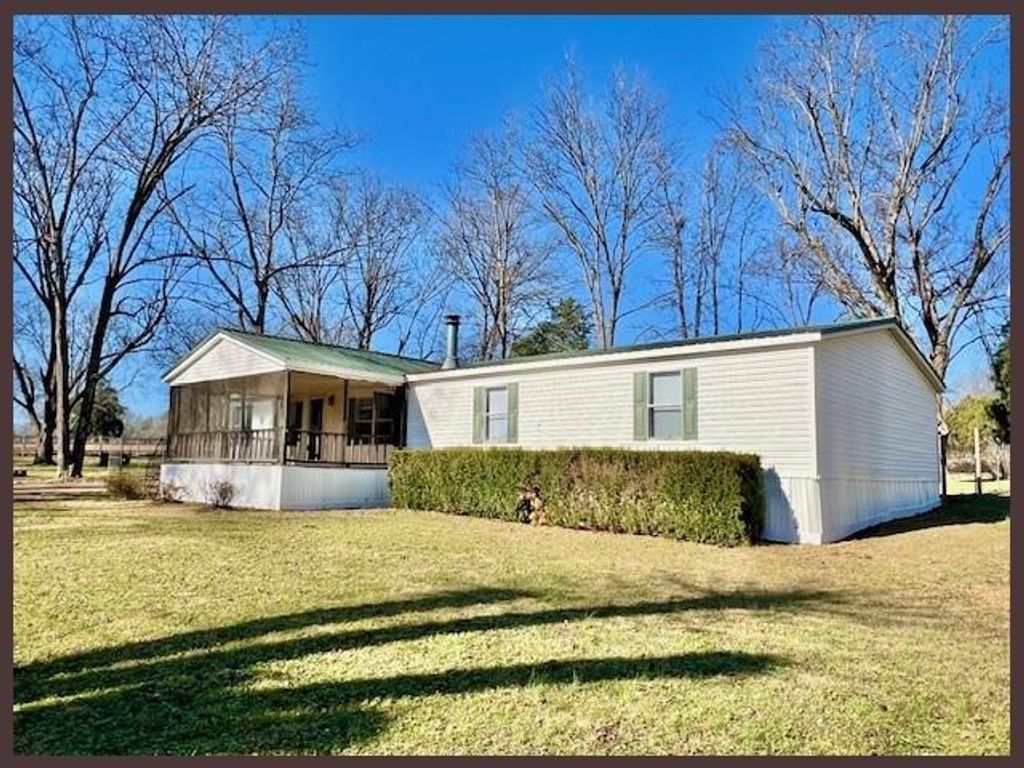 Photo of 5089 Sees Chapel Rd, CRENSHAW, MS 38621 (MLS # 162316)