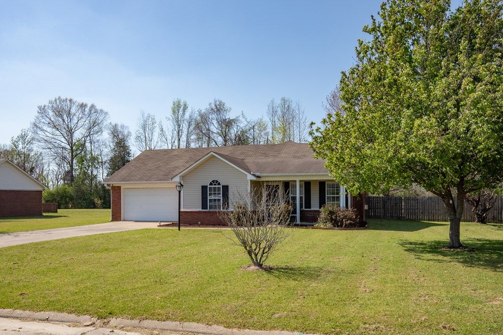 Photo of 102 Shelbi Drive, OXFORD, MS 38655 (MLS # 167117)