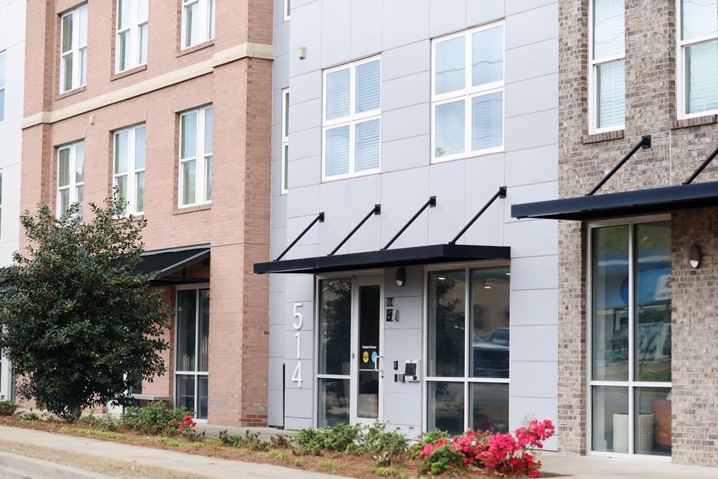 Photo of 514 Jackson Ave. #408 Ave, OXFORD, MS 38655 (MLS # 167068)