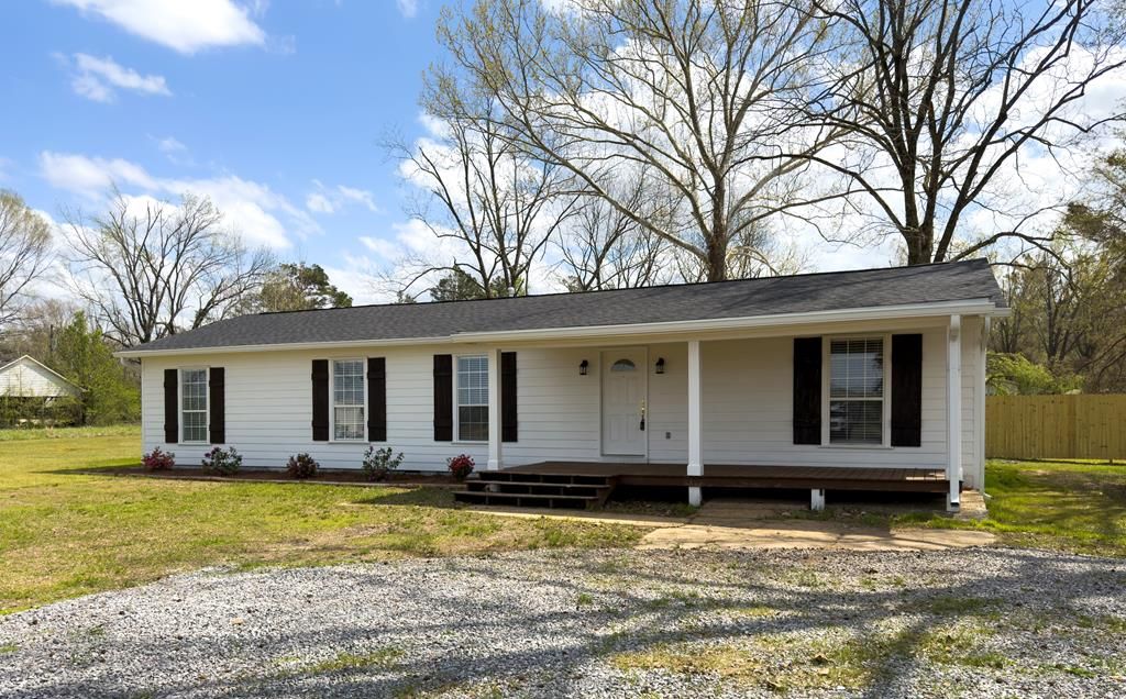Photo of 687 Highway 7, OXFORD, MS 38655 (MLS # 167046)