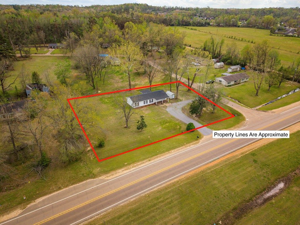 Photo of 687 Highway 7, OXFORD, MS 38655 (MLS # 167046)