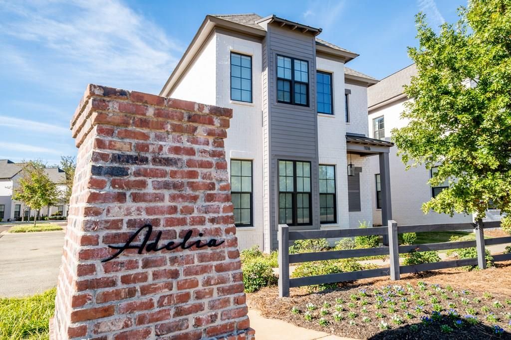 Photo of 105 Farm View Dr #106 St, OXFORD, MS 38655 (MLS # 162017)