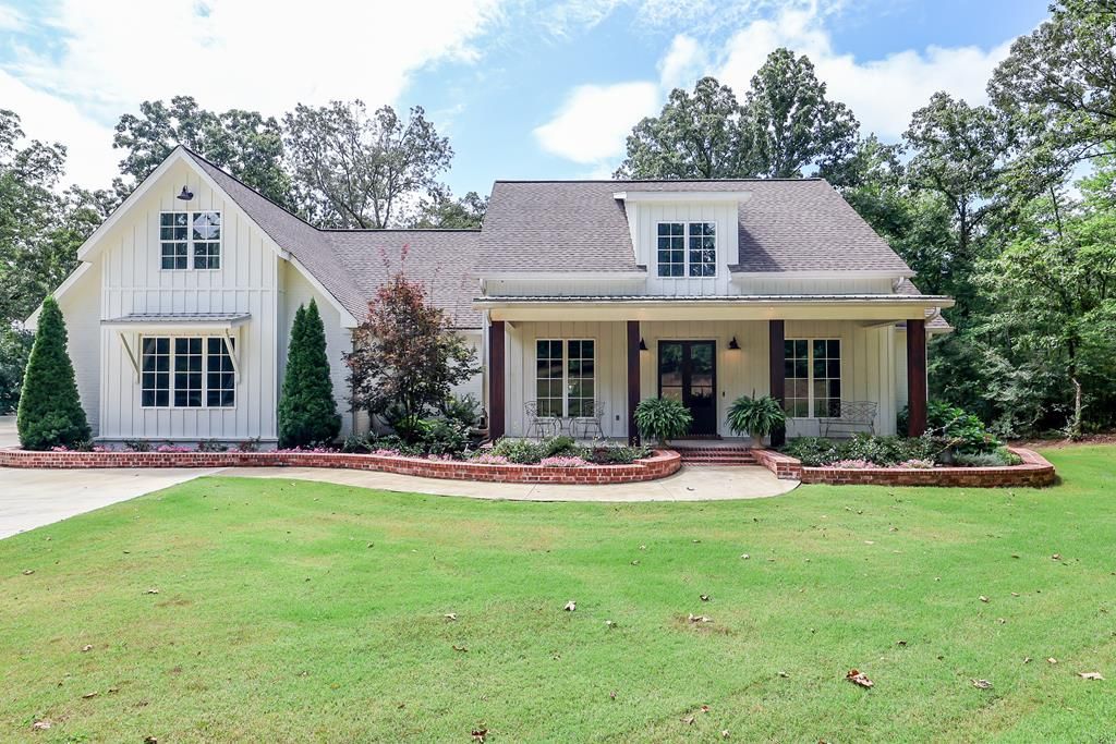 Photo of WATER VALLEY, MS 38965 (MLS # 168025)