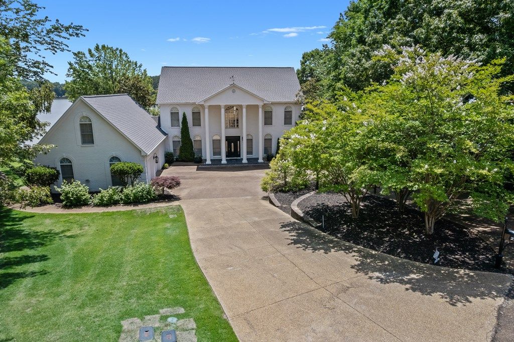 Photo of 2210 Longspur Pointe, OXFORD, MS 38655 (MLS # 166836)