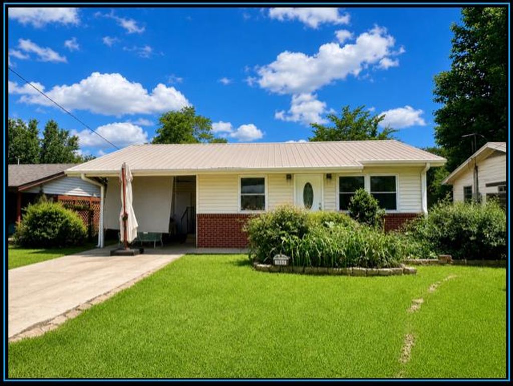 Photo of 1055 Eastview DR, GRENADA, MS 38901 (MLS # 167618)