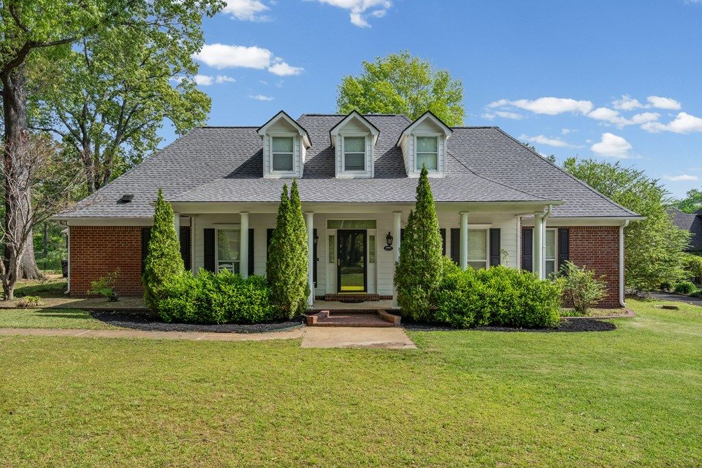 Photo of 4280 Roman Forest Drive, OLIVE BRANCH, MS 38654 (MLS # 167119)
