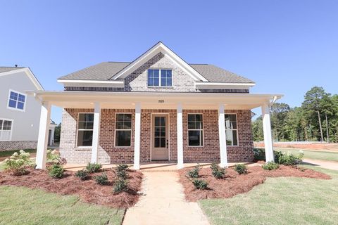 Photo of 1028 Nuttall Oak Drive, OXFORD, MS 38655 (MLS # 162313)