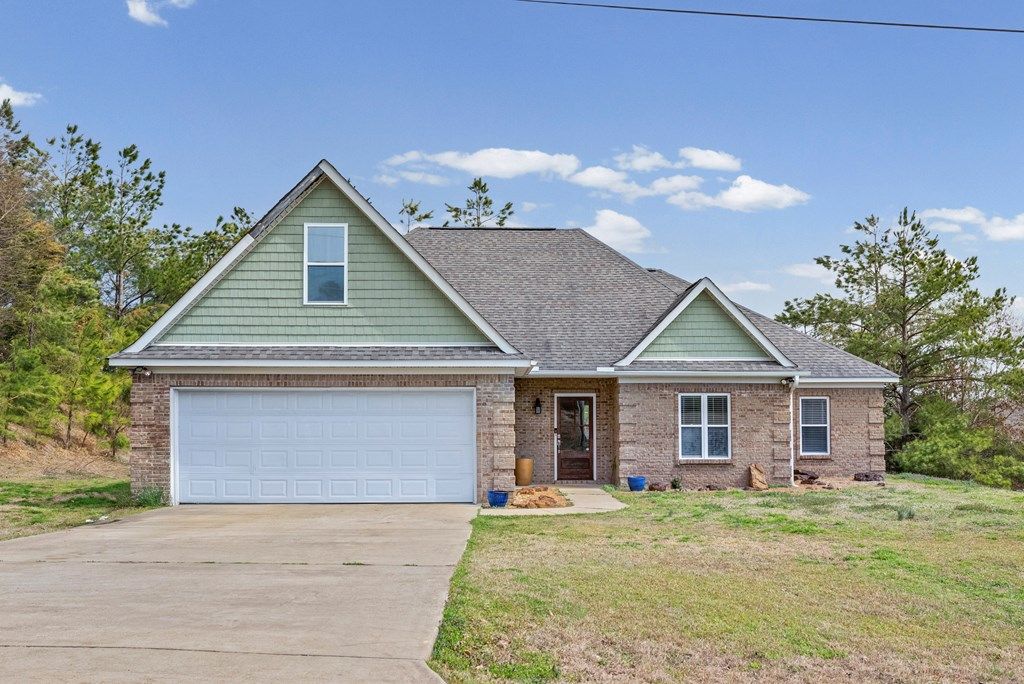 Photo of 603 Crooked Lake Cove, OXFORD, MS 38655 (MLS # 164733)