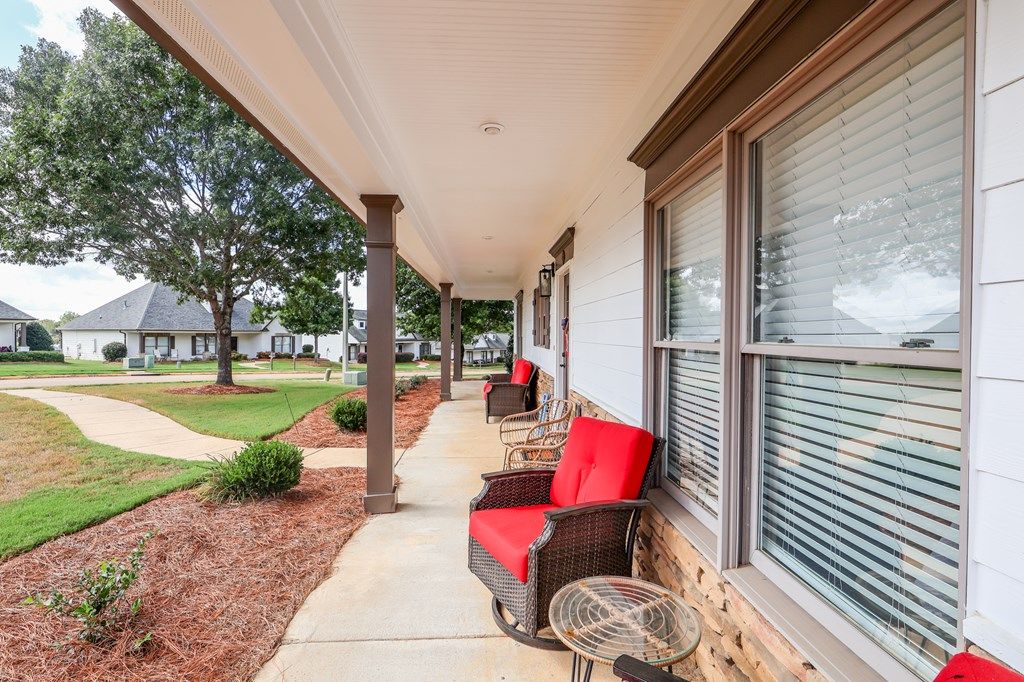 Photo of 400 Olive Branch Way, OXFORD, MS 38655 (MLS # 167109)
