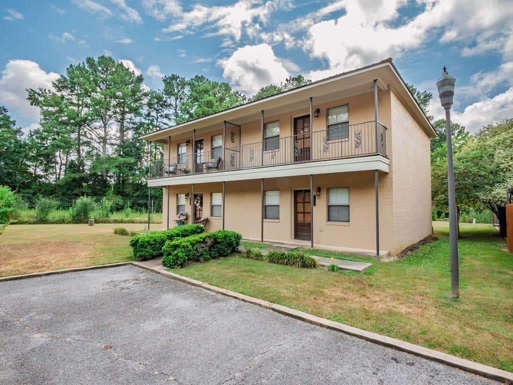 Photo of 115 Orleans Oaks Ln, OXFORD, MS 38655 (MLS # 167212)