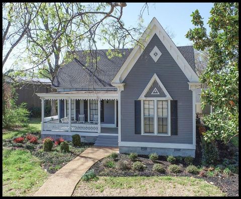 Photo of 201 Boothe Street, BATESVILLE, MS 38606 (MLS # 167317)