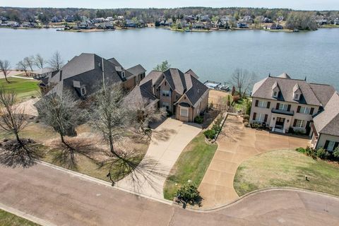 Photo of 503 Thrasher Pointe, OXFORD, MS 38655 (MLS # 166905)