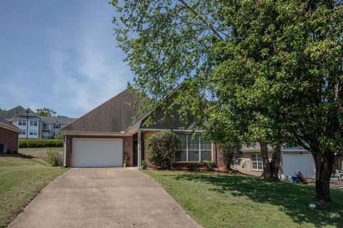 Photo of 1202 Azalea, OXFORD, MS 38655 (MLS # 167282)