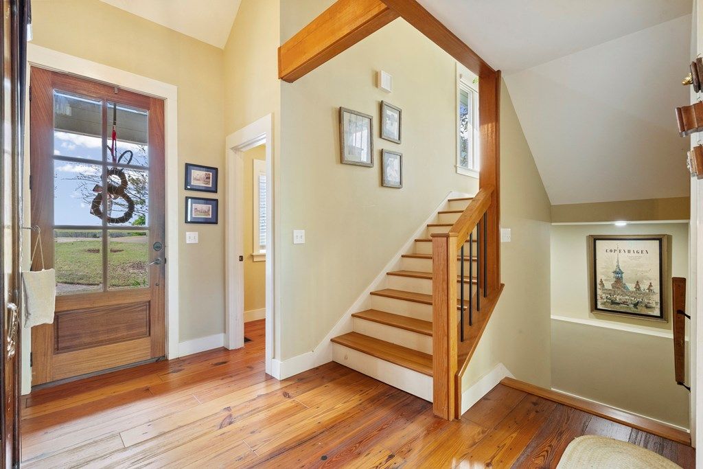 Photo of 5000 Bluff Cv, OXFORD, MS 38655 (MLS # 166991)