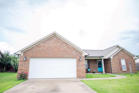 Photo of 307 Mary Sue St, OXFORD, MS 38655 (MLS # 167021)