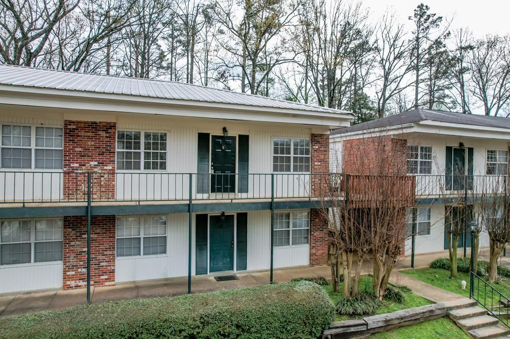 Photo of 2216 Church St. #8 St, OXFORD, MS 38655 (MLS # 166823)