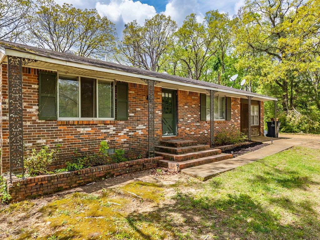 Photo of 110 Heights Drive, OXFORD, MS 38655 (MLS # 167143)