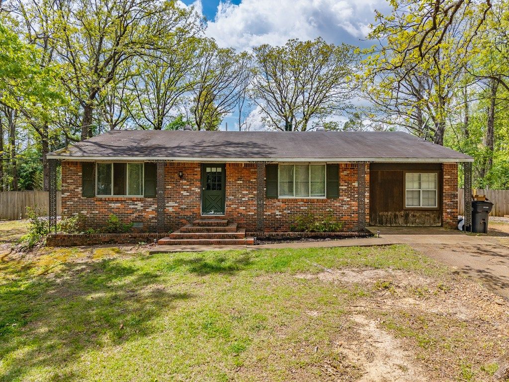 Photo of 110 Heights Drive, OXFORD, MS 38655 (MLS # 167143)