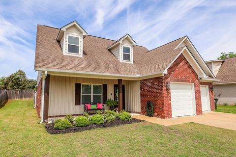 Photo of 216 Forest Glen Dr, OXFORD, MS 38655 (MLS # 167345)