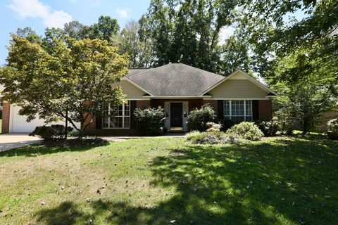 Photo of 121 Peyton Circle, OXFORD, MS 38655 (MLS # 161247)