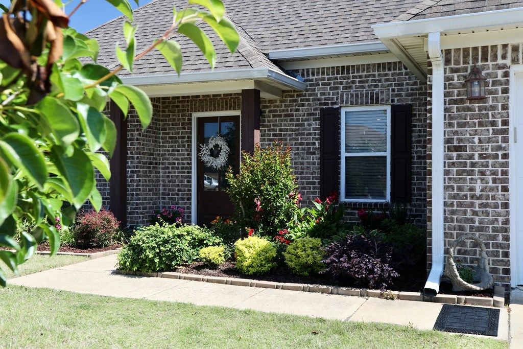 Photo of 142 Cross Creek Drive, OXFORD, MS 38655 (MLS # 167415)