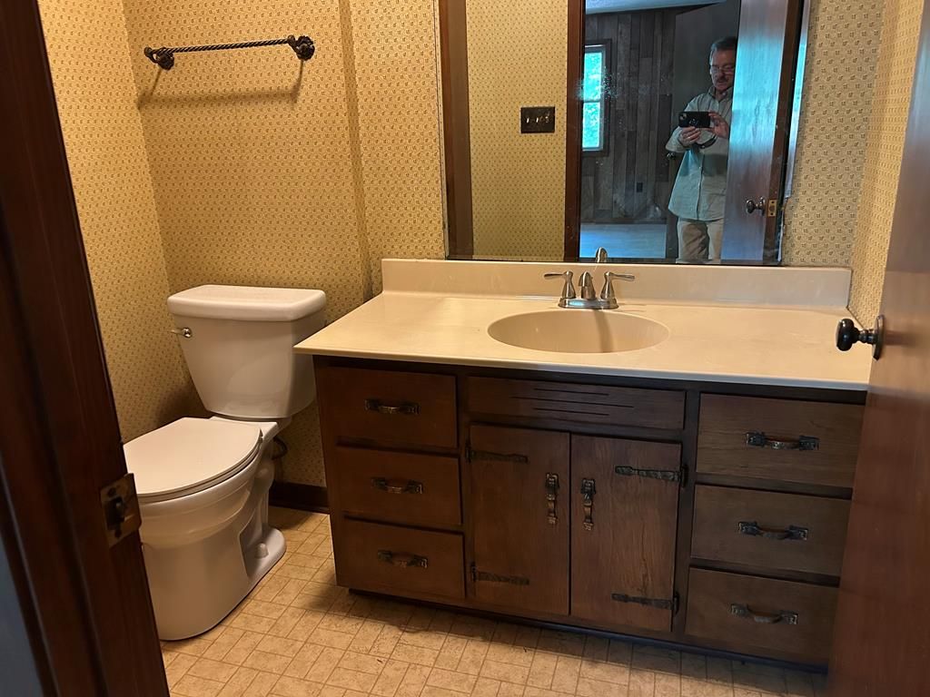 Photo of 372 CR 424 ( in Paris in Lafayette County ), WATER VALLEY, MS 38965 (MLS # 166852)