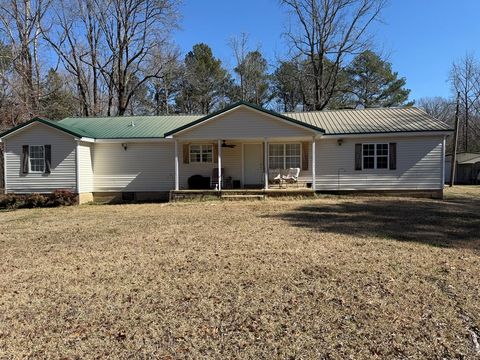Photo of 46 County Road 184, OXFORD, MS 38655 (MLS # 160964)