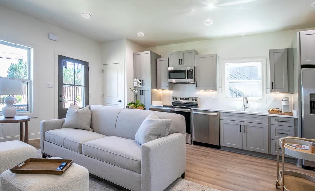 Photo of 1205 Sole Cove, OXFORD, MS 38655 (MLS # 166987)