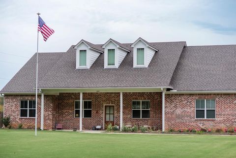 Photo of 365 Cr 403, OXFORD, MS 38655 (MLS # 162004)