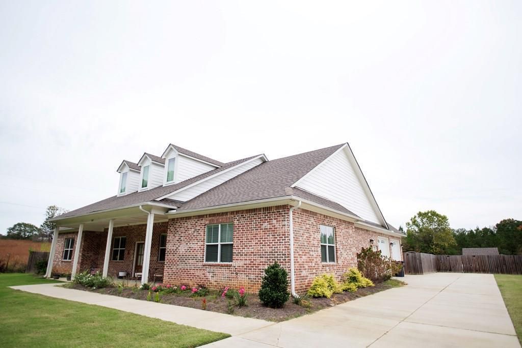 Photo of 365 Cr 403, OXFORD, MS 38655 (MLS # 162004)