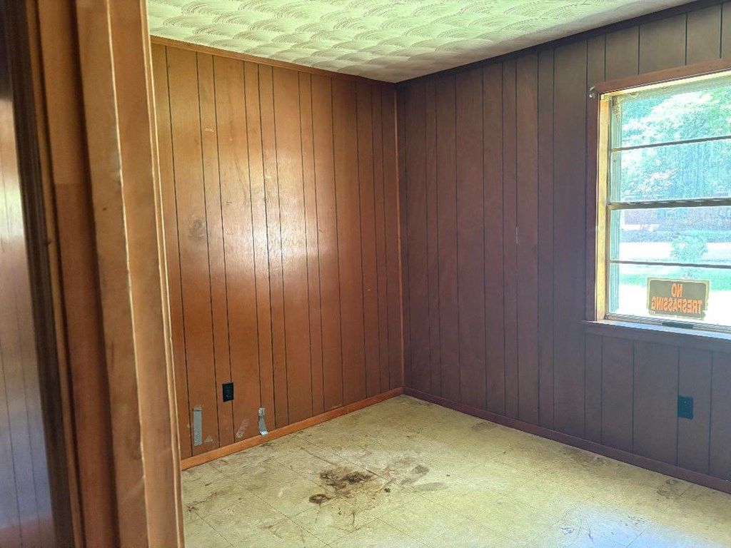 Photo of 205 Claude ST, BATESVILLE, MS 38606 (MLS # 167421)