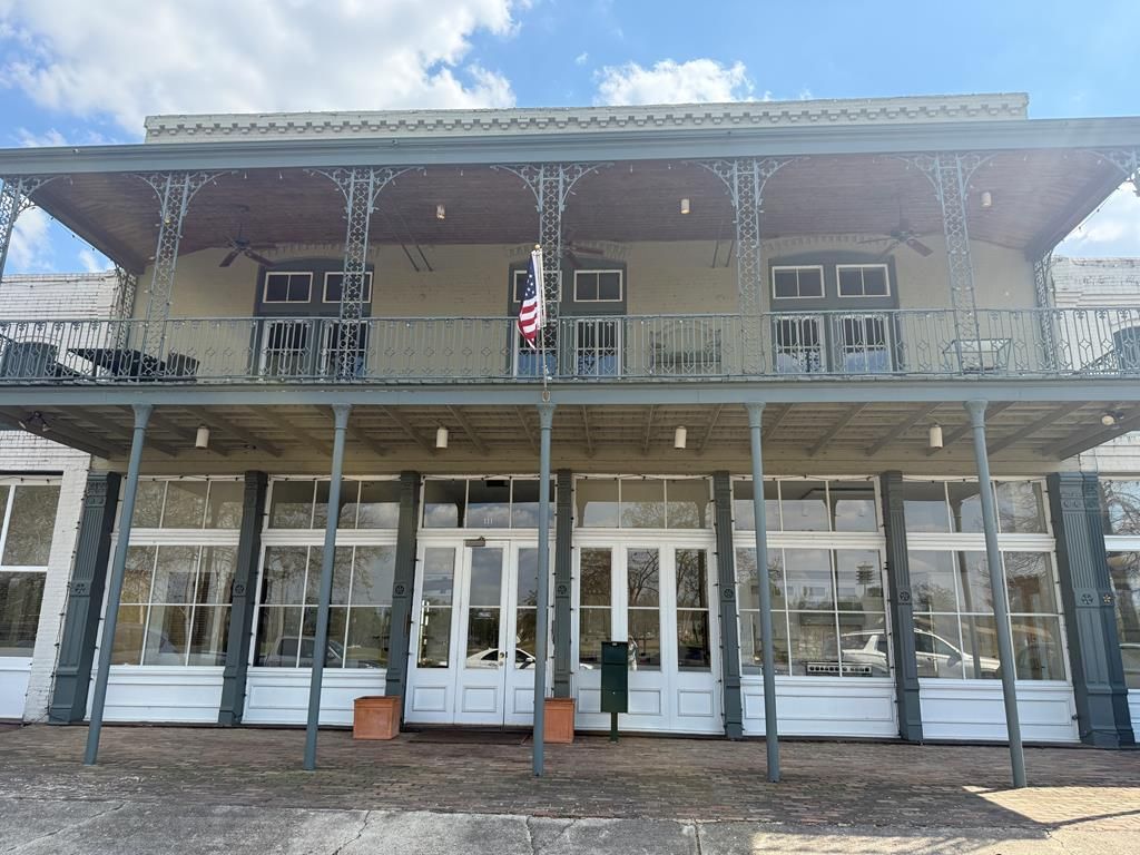 Photo of 111 West Front Street, GREENWOOD, MS 38930 (MLS # 167226)