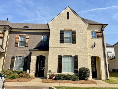 Photo of 103 Farmview Drive, Unit 707 Dr, OXFORD, MS 38655 (MLS # 167175)